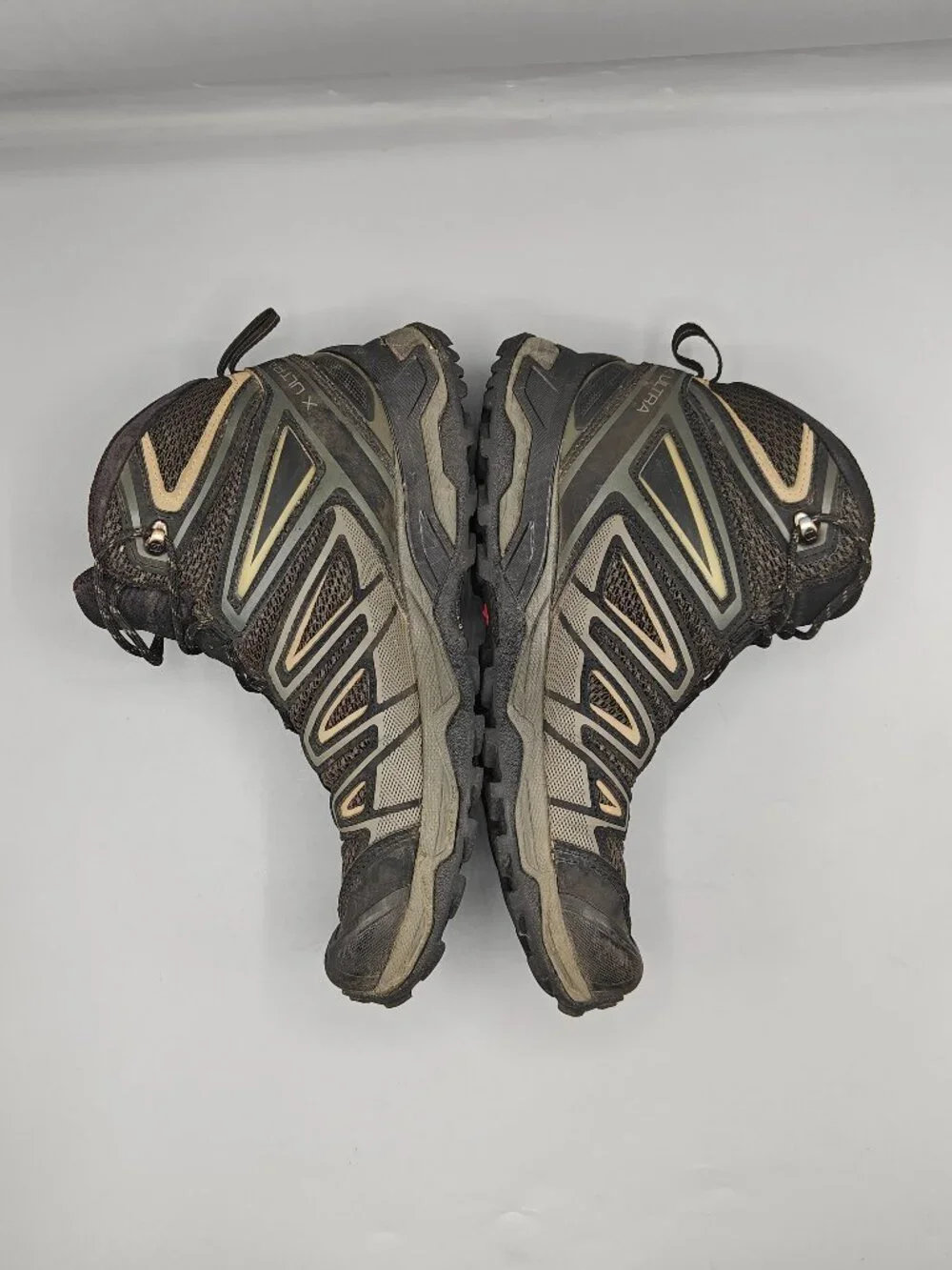 Salomon X Ultra Mid 3 Aero Shoes Men's Size 9 Hiking Trail Conta grip 410439